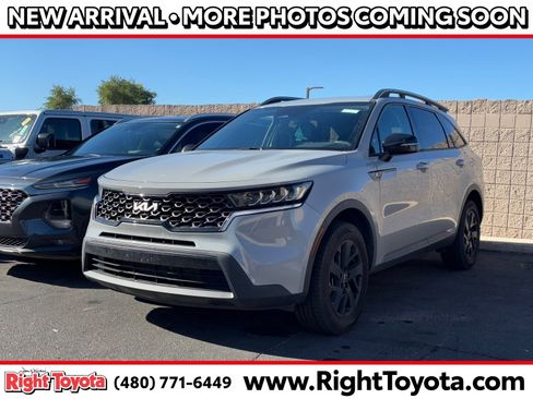 Used 2022 Kia Sorento S image 1