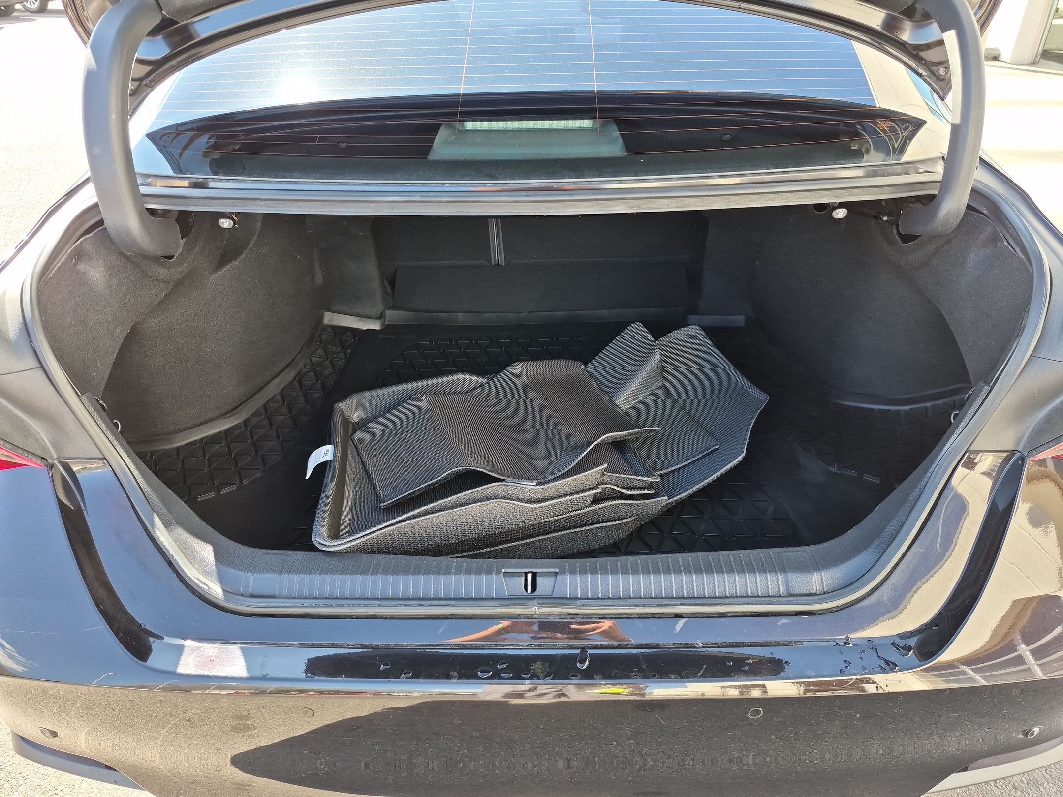 Used 2019 Toyota Avalon Limited w/ Advanced Safety Package FWD image 32