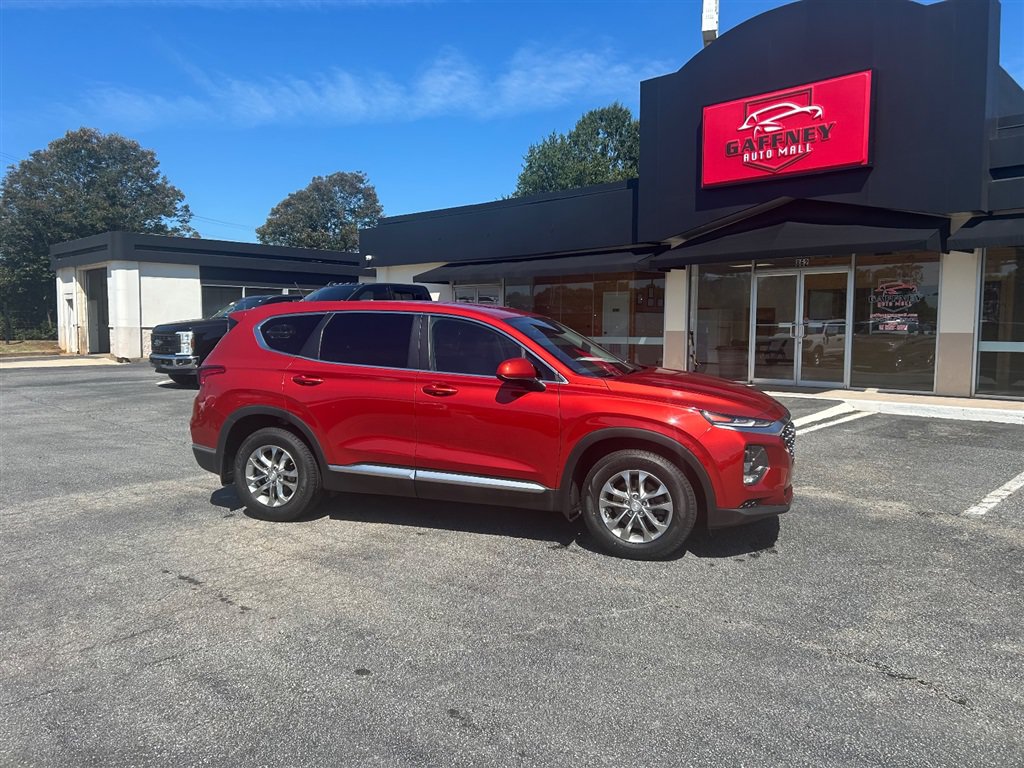 Used 2020 Hyundai Santa Fe SE FWD image 1