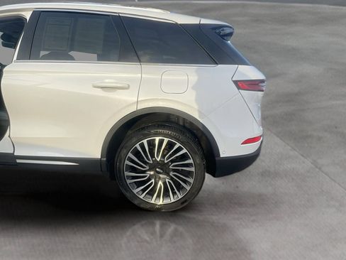 Used 2021 Lincoln Corsair Reserve w/ Equipment Group 201A image 25