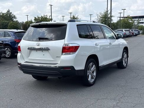 Used 2013 Toyota Highlander Limited AWD/4WD image 2