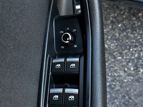 Used 2017 Audi A4 2.0T Premium Plus w/ Premium Plus Package image 19