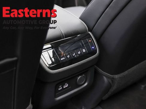 Used 2024 INFINITI QX60 Pure AWD/4WD image 24