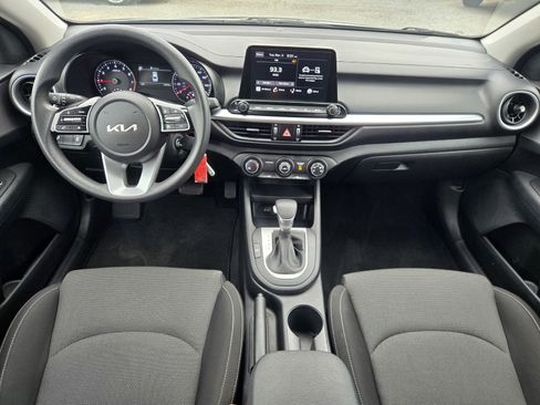 Certified 2023 Kia Forte LXS w/ LXS Technology Package image 13