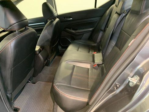 Used 2023 Nissan Altima 2.5 SR w/ SR Premium Package AWD/4WD image 41