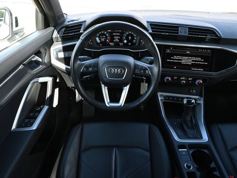 Used 2025 Audi Q3 2.0T Premium AWD/4WD image 10
