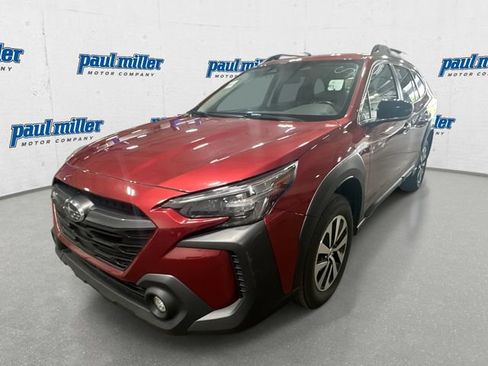 Used 2024 Subaru Outback Premium AWD/4WD image 1