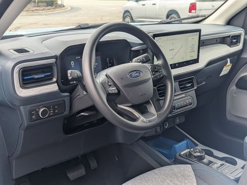 New 2026 Ford Maverick XLT FWD image 5
