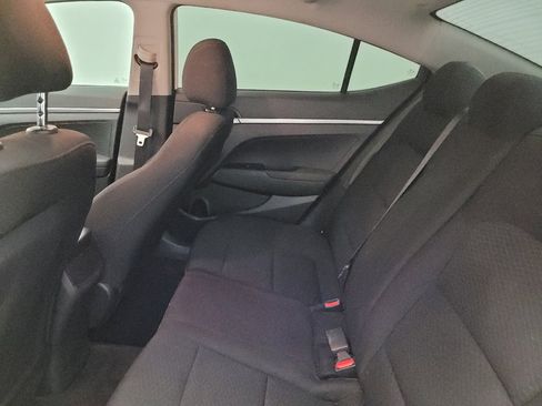 Used 2019 Hyundai Elantra SE w/ Cargo Package FWD image 18
