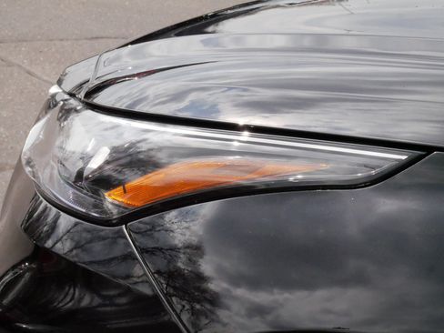 Certified 2026 Toyota Highlander XLE image 16