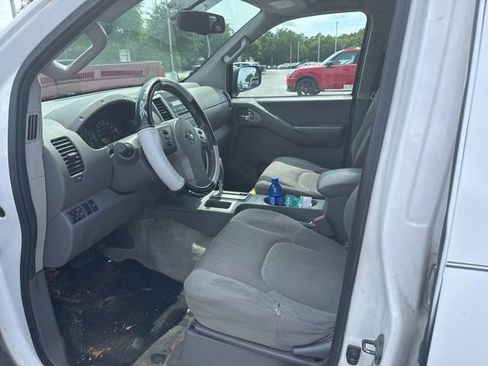 Used 2012 Nissan Frontier SV w/ SV Premium Utility Pkg RWD image 15