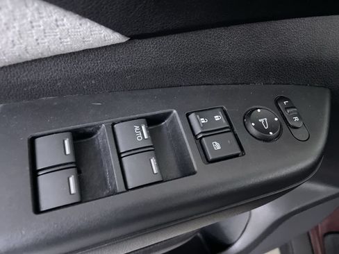 Used 2016 Honda CR-V EX image 11