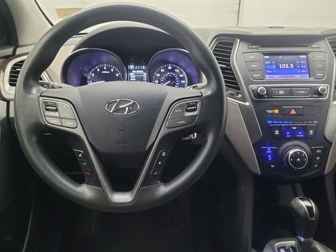 Used 2018 Hyundai Santa Fe Sport image 22
