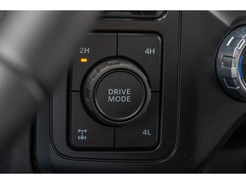 New 2026 Ford F350 Lariat w/ Lariat Premium Package image 28