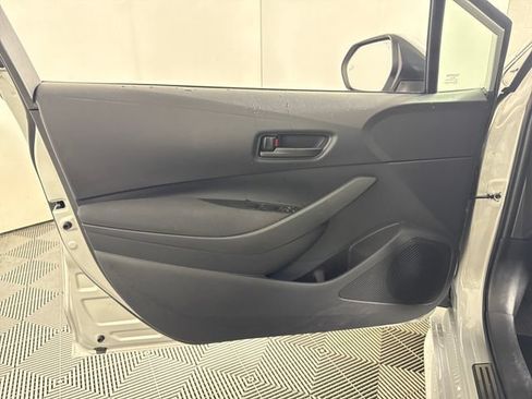 Used 2025 Toyota Corolla LE w/ LE Premium Package FWD image 22