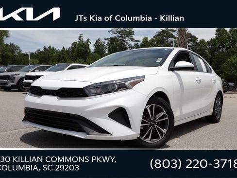 Certified 2024 Kia Forte LXS FWD image 1