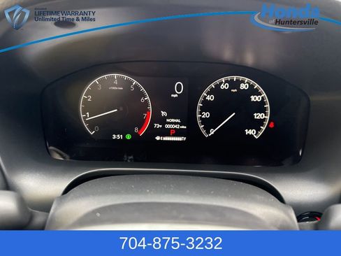 New 2026 Honda HR-V LX image 24