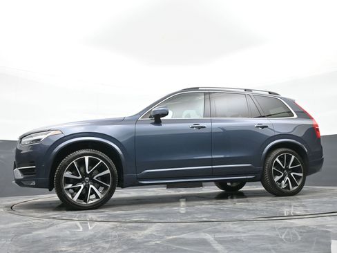 Used 2018 Volvo XC90 T6 Momentum w/ Convenience Package image 40