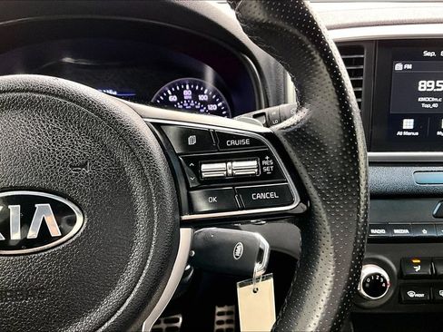Used 2022 Kia Sportage Nightfall Edition FWD image 26