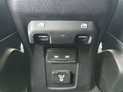 Used 2021 Jeep Wrangler Unlimited Rubicon image 16