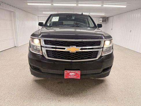 Used 2020 Chevrolet Suburban LT AWD/4WD image 3