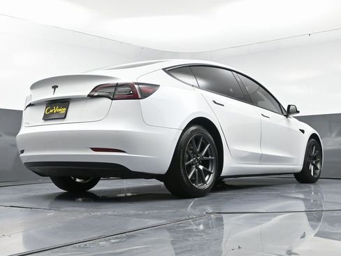 Used 2021 Tesla Model 3 Standard Range Plus image 58
