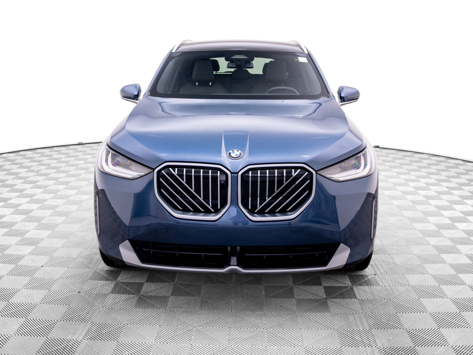Used 2025 BMW X3 xDrive30i AWD/4WD image 9