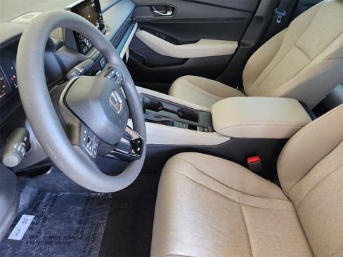 New 2025 Honda Accord SE image 10