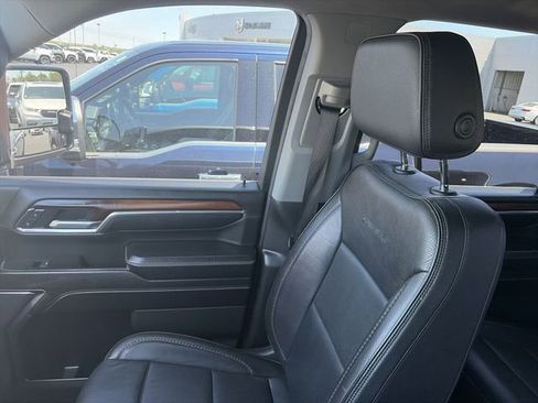 Used 2024 GMC Sierra 2500 Denali w/ Denali Reserve Package AWD/4WD image 24