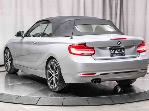Used 2019 BMW 230i Convertible w/ Convenience Package RWD image 3