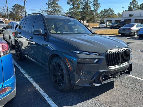 Certified 2023 BMW X7 xDrive40i w/ Executive Package image 5