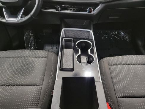 Used 2025 Chevrolet Equinox LT AWD/4WD image 18