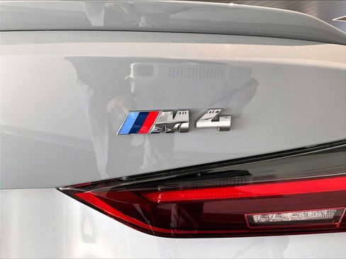 Used 2022 BMW M4 Coupe w/ Executive Package image 34