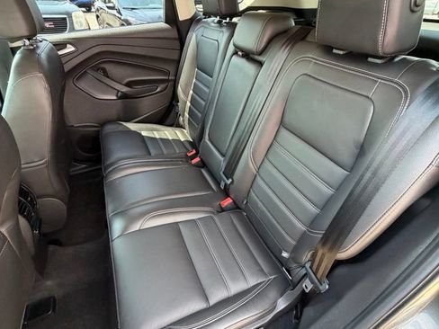Used 2017 Ford Escape Titanium FWD image 11