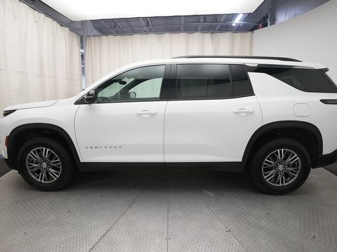 Used 2026 Chevrolet Traverse LT w/ Driver Confidence Package AWD/4WD image 25
