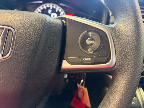 Used 2018 Honda CR-V LX image 23