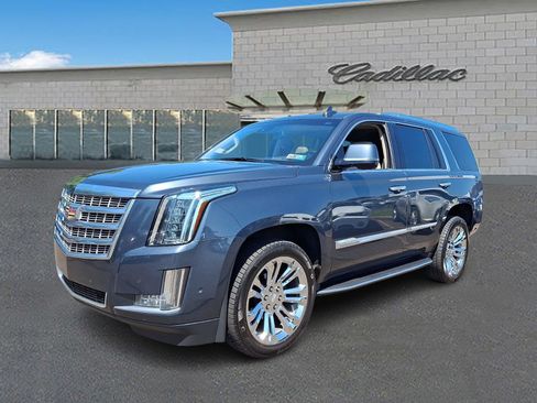 Used 2020 Cadillac Escalade Luxury w/ LPO, Radiant Package AWD/4WD image 1