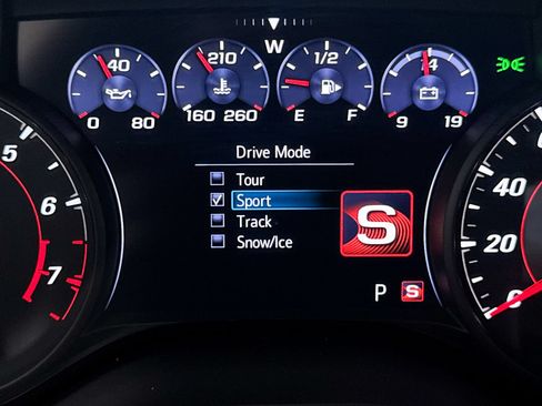 Used 2019 Chevrolet Camaro SS RWD image 14