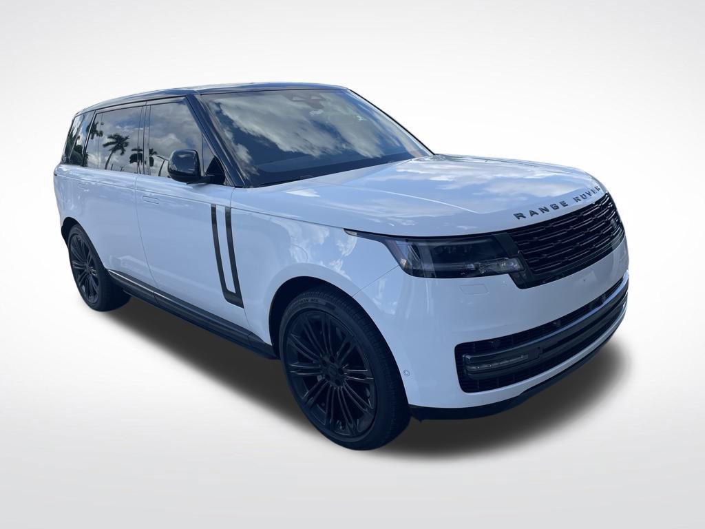 Used 2026 Land Rover Range Rover Long Wheelbase SE AWD/4WD image 2