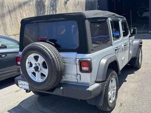 Used 2022 Jeep Wrangler Unlimited Sport AWD/4WD image 7