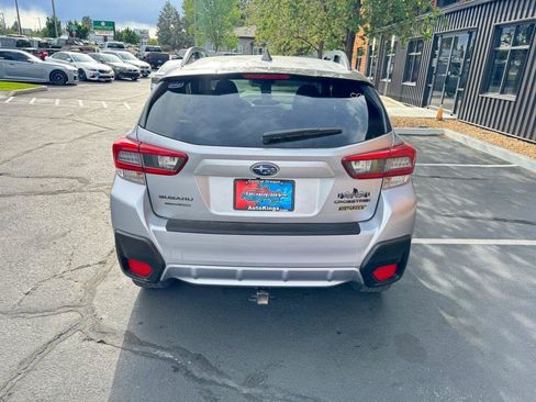 Used 2021 Subaru Crosstrek 2.5i Sport w/ Moonroof Package AWD/4WD image 4