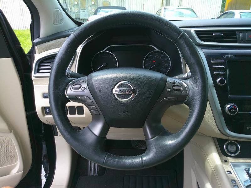 Used 2019 Nissan Murano SL FWD image 13