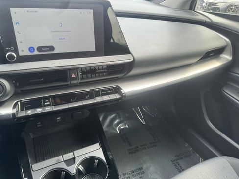 Used 2025 Toyota Prius LE image 55