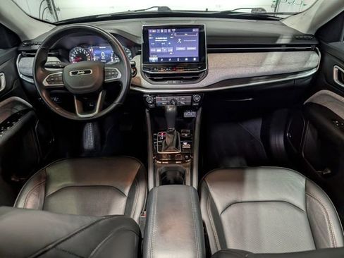 Used 2022 Jeep Compass Latitude w/ Sun and Sound Group image 12