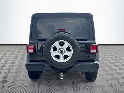 Used 2022 Jeep Wrangler Sport AWD/4WD image 7