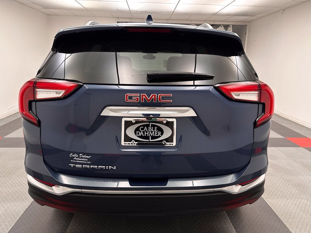 Used 2024 GMC Terrain SLT FWD image 5