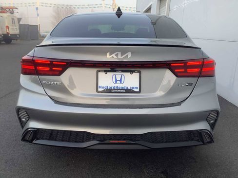 Used 2024 Kia Forte GT-Line w/ GT-Line Premium Package image 5