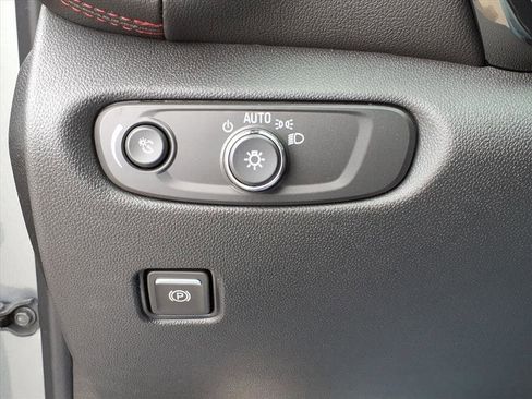 New 2025 Chevrolet Blazer RS w/ Driver Confidence II Package image 18