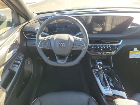 New 2026 Buick Envista Avenir image 8
