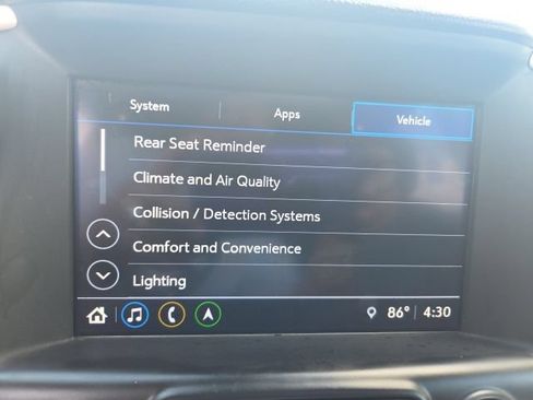 Used 2018 GMC Terrain Denali w/ GMC Pro Grade Package AWD/4WD image 28
